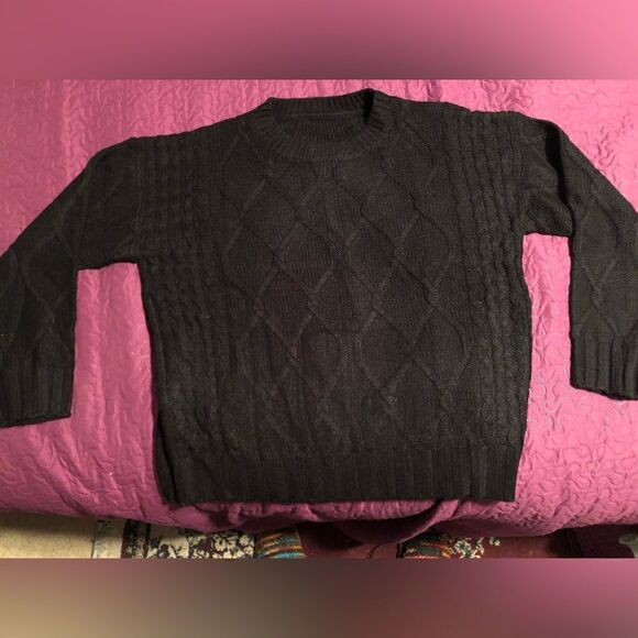 Large women’s  cable sweater black - Picture 1 of 3